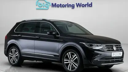 Używany VW Tiguan Elegance 245 KM (180 kW) 2023 Czarny SUV