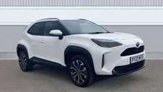 White Used 2023 Toyota Yaris Cross Design SUV | £20,884 (Fair price)