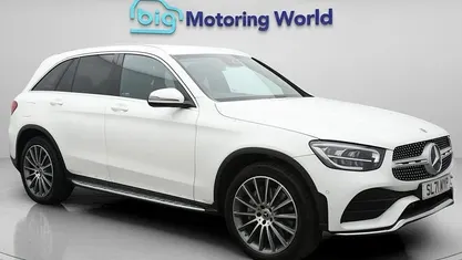 Used Mercedes GLC220 AMG line 194 HP (142 kW) 2022 White Estate