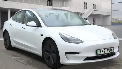 Used Tesla Model 3 Standard Range 366 kW (498 HP) 2021 Sedan