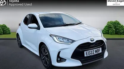 Used Toyota Yaris Hybrid Design 116 HP (85 kW) 2025 Hatchback