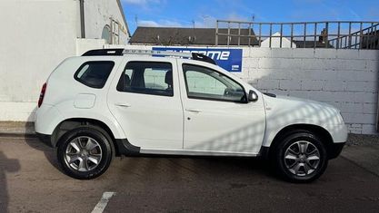 Second-hand Dacia Duster Lauréate 109 CP (80 kW) 2017 SUV