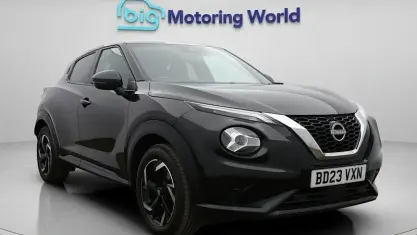 Usado Nissan Juke N-Connecta 114 CV (83 kW) 2023 Negro SUV
