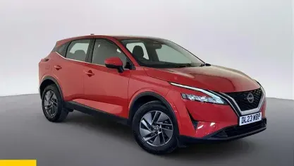 Used Nissan Qashqai Acenta Premium 158 HP (116 kW) 2023 Red SUV