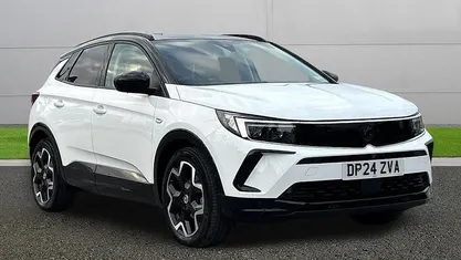 Used Vauxhall Grandland X Ultimate 131 HP (96 kW) 2024 White SUV
