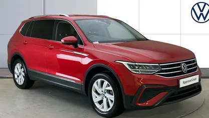 Used 2024 VW Tiguan Allspace Life SUV | £23,693 (Good price)