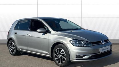 Second-hand VW Golf VII Match 150 CP (110 kW) 2019 Argintiu Hatchback