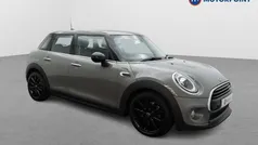 Used 2018 Mini Cooper Chili Hatchback | £10,599 (Fair price)