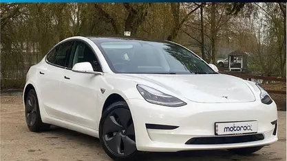Used 2021 Tesla Model 3 Standard Range Sedan | £15,847 (Fair price)