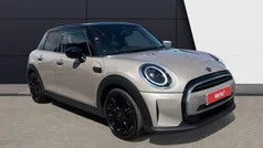 Used 2023 Mini Cooper Comfort Hatchback | £21,622 (Fair price)
