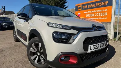 Used Citroën C3 PureTech 83 HP (61 kW) 2022 Beige Hatchback