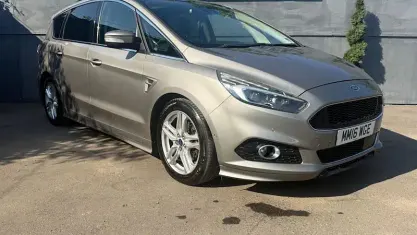 Used Ford S-MAX Sport 179 HP (131 kW) 2017 MPV