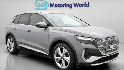 Usado Audi Q4 e-tron S-Line 150 kW (204 HP) 2023 Cinzento SUV