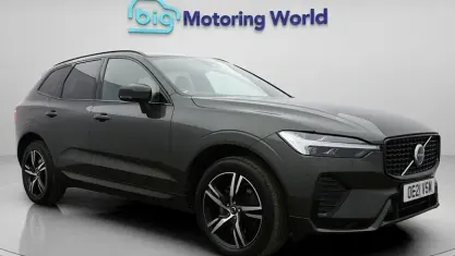 Used Volvo XC60 R-Design 250 HP (183 kW) 2021 Grey SUV