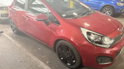 Second-hand Kia Rio 109 CP (80 kW) 2014 Hatchback