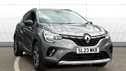 Begagnad Renault Captur Techno 143 HK (105 kW) 2024 SUV