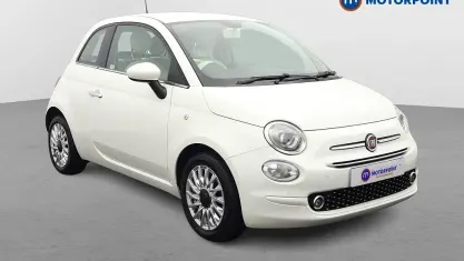 Begagnad Fiat 500 Lounge 69 HK (50 kW) 2019 Vit Halvkombi