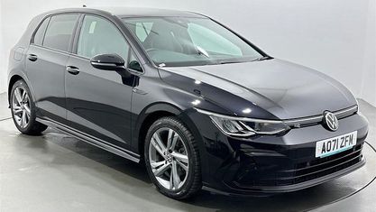 Używany VW Golf VIII R-line 150 KM (110 kW) 2024 Hatchback