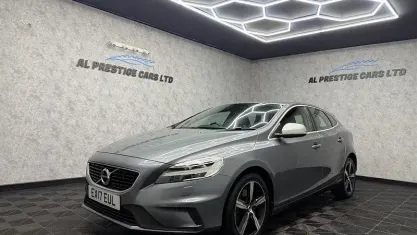 Used Volvo V40 R-Design 152 HP (111 kW) 2017 Grey Hatchback