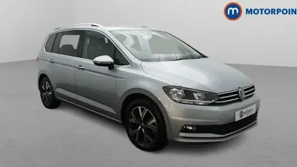 Used VW Touran SEL 150 HP (110 kW) 2025 Silver MPV