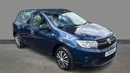 Begagnad Dacia Sandero Essentiel 90 HK (66 kW) 2019 Blå Halvkombi