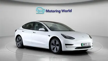 Used Tesla Model 3 RWD 222 kW (302 HP) 2022 White Sedan