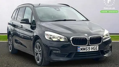 Used BMW 220 Sport Line 192 HP (141 kW) 2019 Black Estate