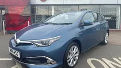 Blue Used 2016 Toyota Auris Hybrid Hatchback | £11,887 (Fair price)