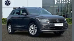 Grey Used 2022 VW Tiguan Life SUV | £14,695 (Fair price)
