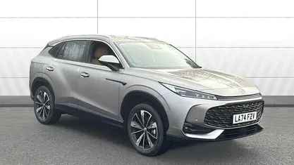 Used 2024 MG HS Trophy SUV | £18,095 (Fair price)