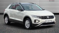 Used 2025 VW T-Roc Life SUV | £19,245 (Fair price)