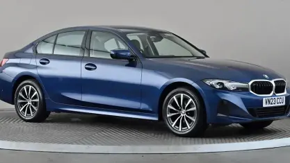 Used BMW 320 Sport Line 184 HP (135 kW) 2023 Blue Sedan