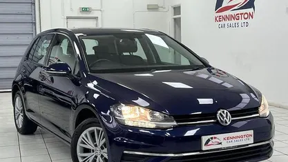 Used VW Golf VII SE 116 HP (85 kW) 2017 Blue Hatchback