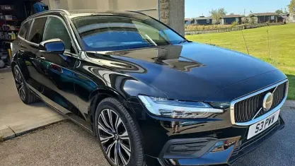 Usado Volvo V60 Core 163 HP (119 kW) 2022 Carrinha