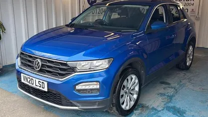 Used VW T-Roc SE 150 HP (110 kW) 2020 Blue SUV