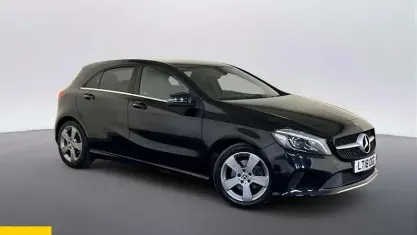 Begagnad Mercedes A180 Sport Edition 122 HK (89 kW) 2018 Halvkombi
