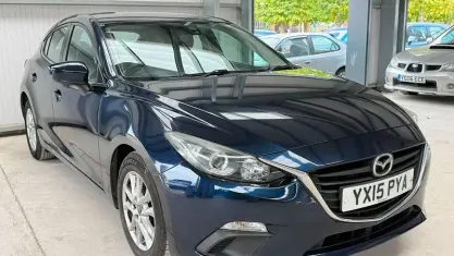 Used Mazda 3 165 HP (121 kW) 2015 Blue Hatchback
