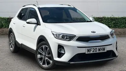 Usado Kia Stonic 120 HP (88 kW) 2020 Branco SUV