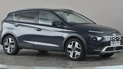 Używany Hyundai Bayon Premium 120 KM (88 kW) 2023 Szary SUV