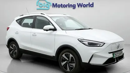 White Used 2022 MG ZS Trophy Connect Hatchback | £15,500 (Fair price)