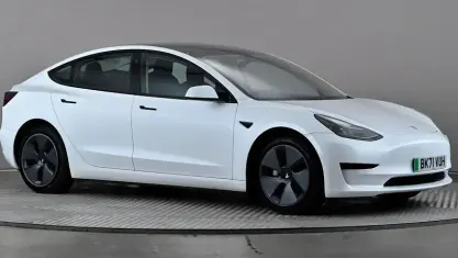 Used Tesla Model 3 Standard Range 208 kW (283 HP) 2021 White Sedan