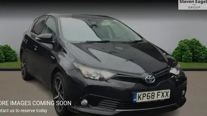 Used Toyota Auris Hybrid Design 136 HP (100 kW) 2019 Hatchback