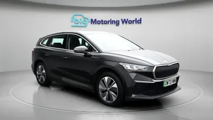 Używany Skoda Enyaq iV ecoSuite 131 kW (179 KM) 2022 Czarny SUV