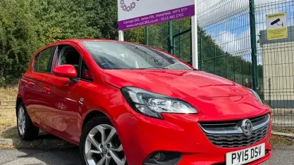 Used Vauxhall Corsa Excite 90 HP (66 kW) 2015 Red Hatchback