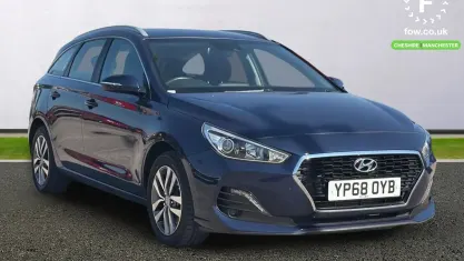 Used Hyundai i30 SE 140 HP (102 kW) 2018 Blue Estate