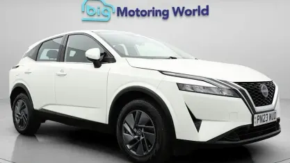 Used Nissan Qashqai Acenta Premium 140 HP (102 kW) 2023 White SUV