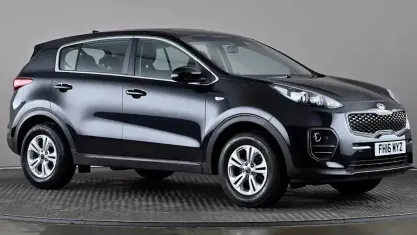 Käytetty Kia Sportage 132 HP (97 kW) 2016 Musta Katumaasturi