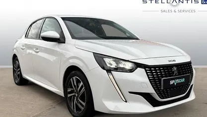White Used 2021 Peugeot 208 Allure Premium Hatchback | £11,092 (Fair price)
