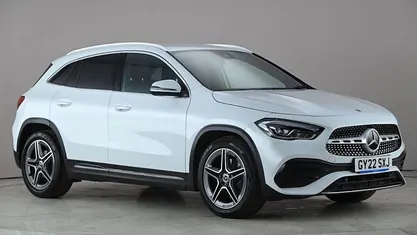 Begagnad Mercedes GLA200 AMG line 163 HK (119 kW) 2022 Vit SUV