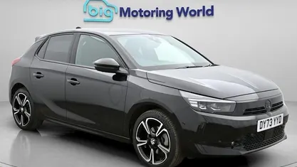 Second-hand Vauxhall Corsa Ultimate 131 CP (96 kW) 2023 Negru Hatchback